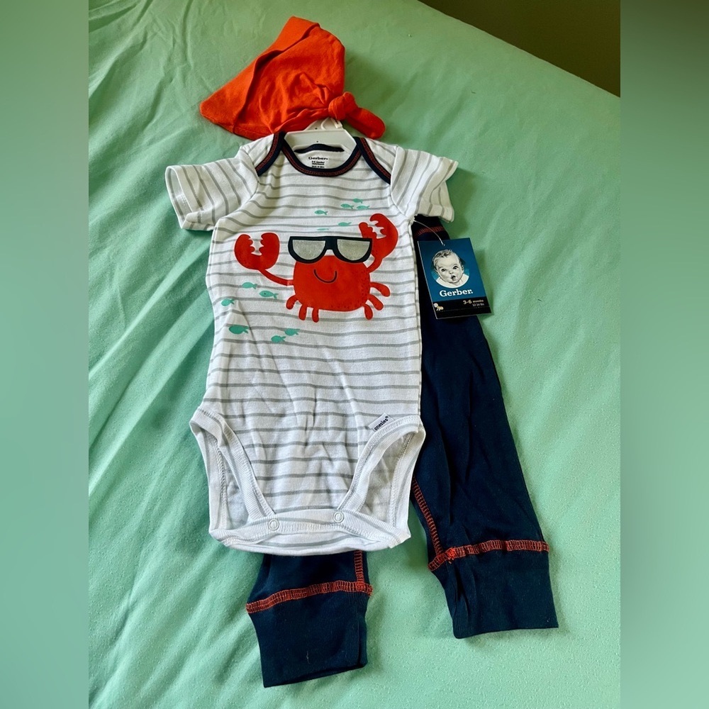 Gerber Baby Boy’s Crab Three Piece Pant Set 3-6 mos. NWT